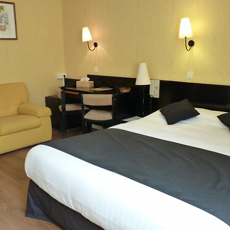 Logis Hotel Le Belle Rive Najac Exterior photo