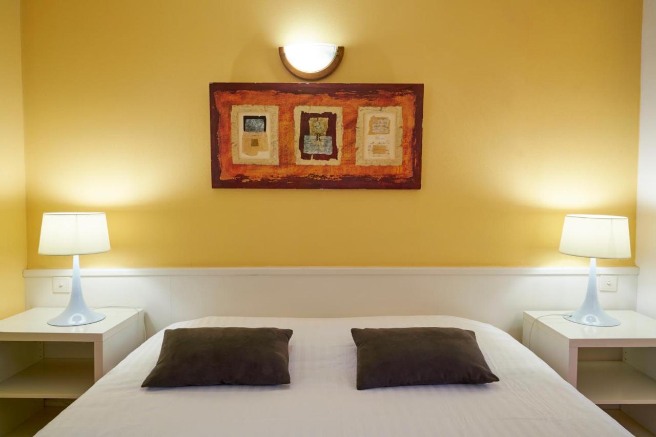 Logis Hotel Le Belle Rive Najac Exterior photo