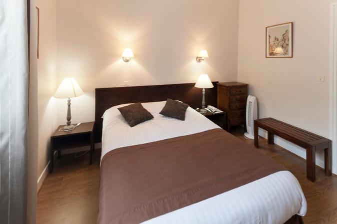 Logis Hotel Le Belle Rive Najac Exterior photo
