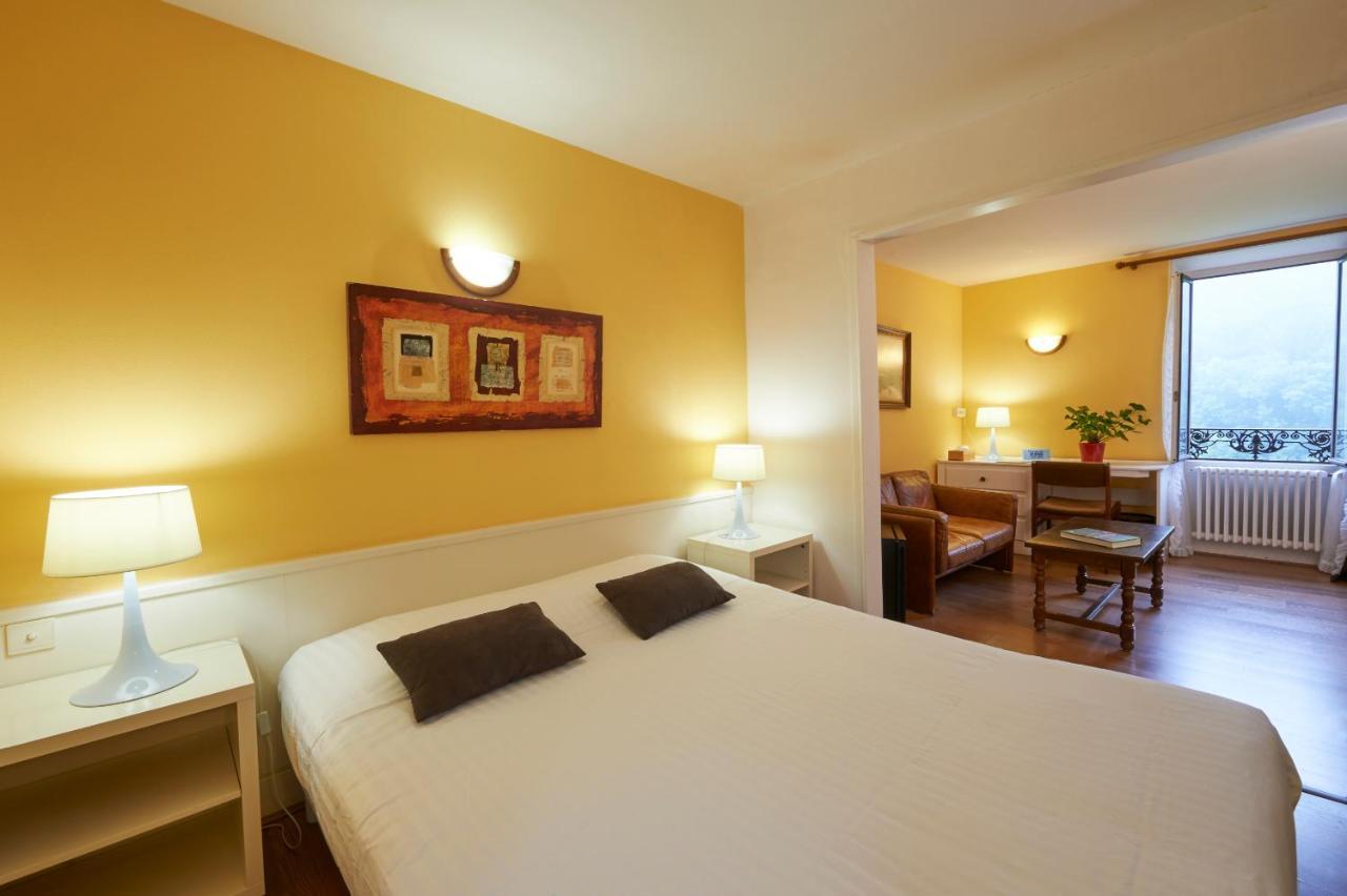 Logis Hotel Le Belle Rive Najac Exterior photo